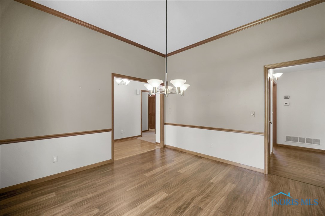 4449 Weldwood Lane, Sylvania, Ohio image 8