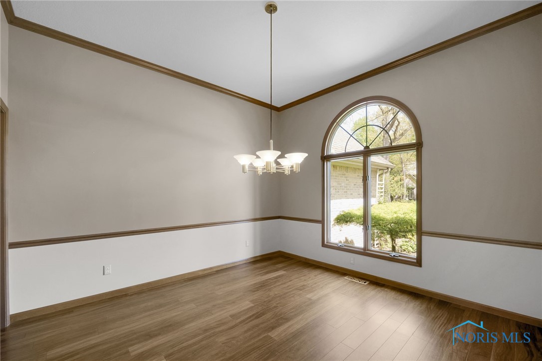 4449 Weldwood Lane, Sylvania, Ohio image 9