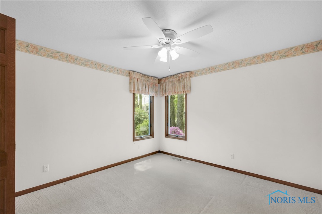 4449 Weldwood Lane, Sylvania, Ohio image 27