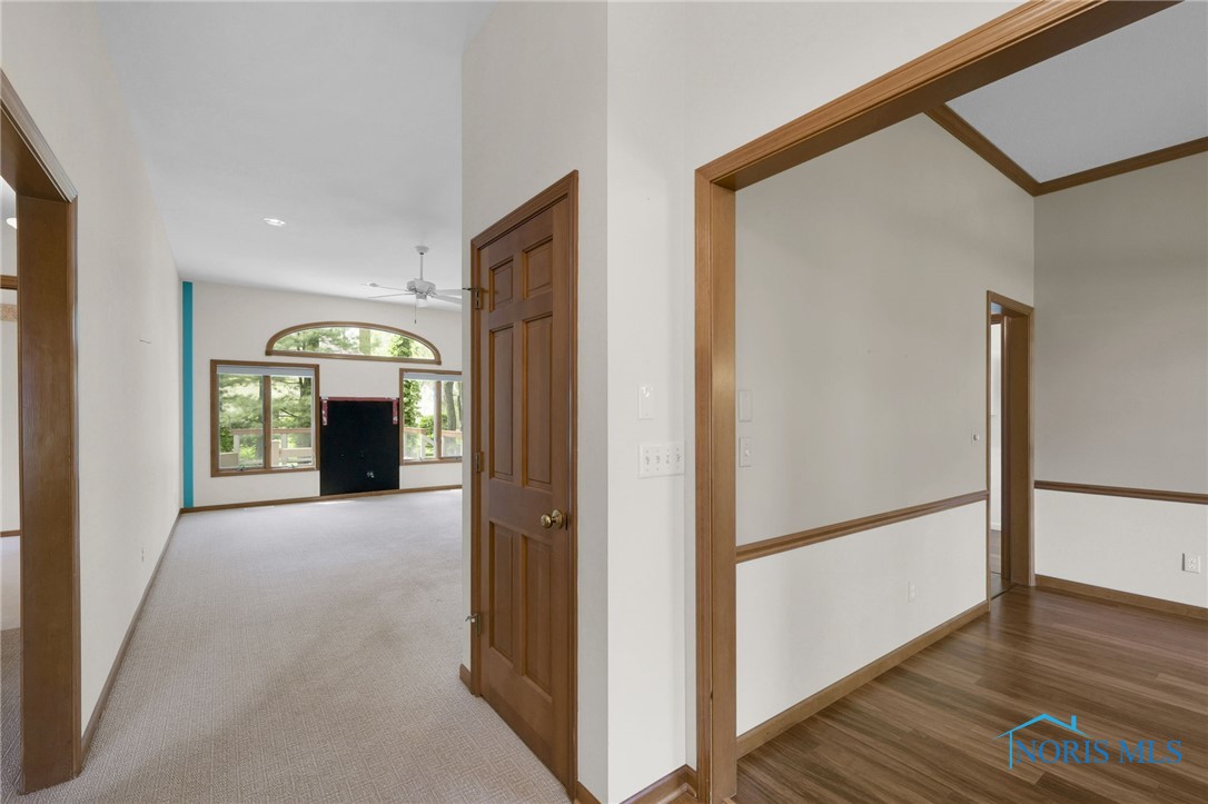 4449 Weldwood Lane, Sylvania, Ohio image 4