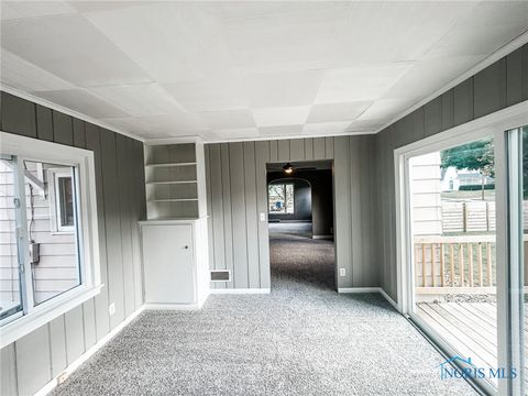Tiny photo for 3905 Rushland Avenue, Toledo, OH 43613 (MLS # 6136508)