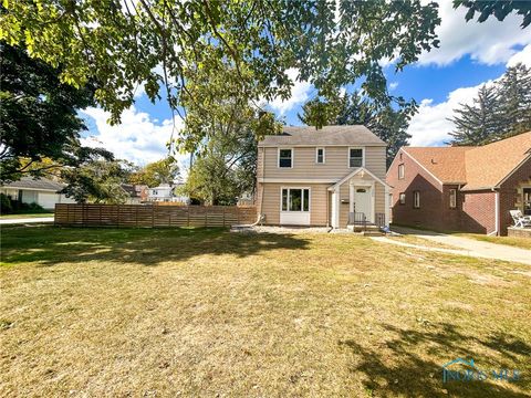 Photo of 3905 Rushland Avenue, Toledo, OH 43613 (MLS # 6136508)
