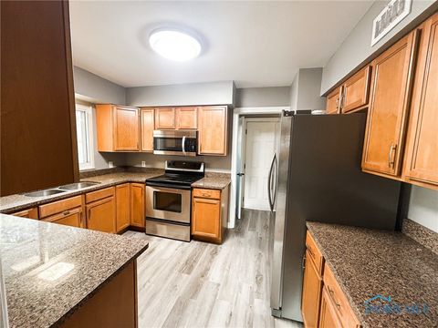 Tiny photo for 3905 Rushland Avenue, Toledo, OH 43613 (MLS # 6136508)