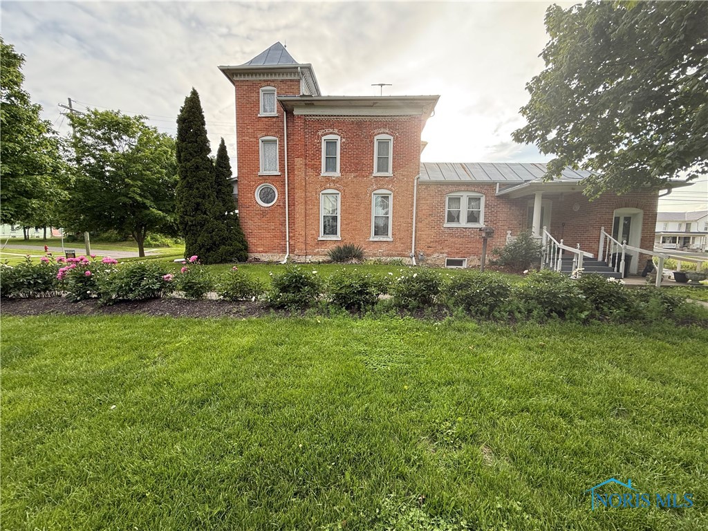 206 W Main Street, Fayette, Ohio image 1