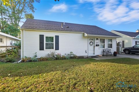 Tiny photo for 2809 Trimble Road, Toledo, OH 43613 (MLS # 6136816)