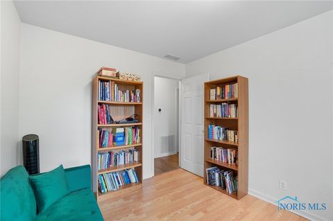 Tiny photo for 2809 Trimble Road, Toledo, OH 43613 (MLS # 6136816)