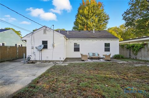Tiny photo for 2809 Trimble Road, Toledo, OH 43613 (MLS # 6136816)