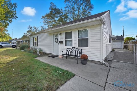 Tiny photo for 2809 Trimble Road, Toledo, OH 43613 (MLS # 6136816)