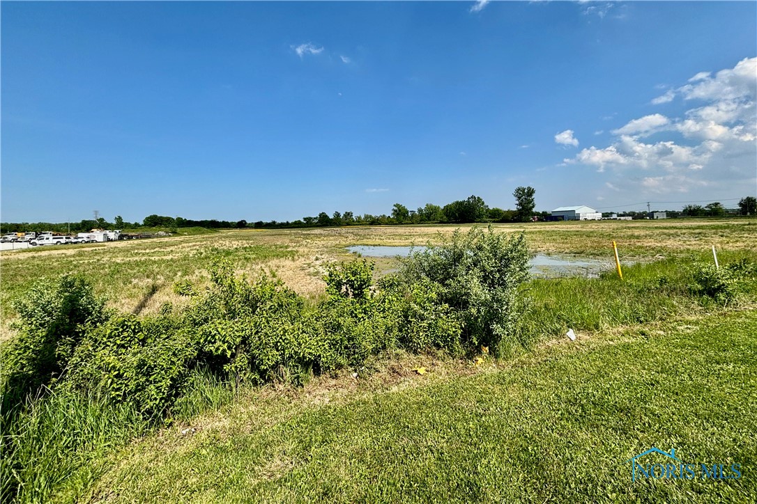 E Broadway Road, Walbridge, Ohio image 1