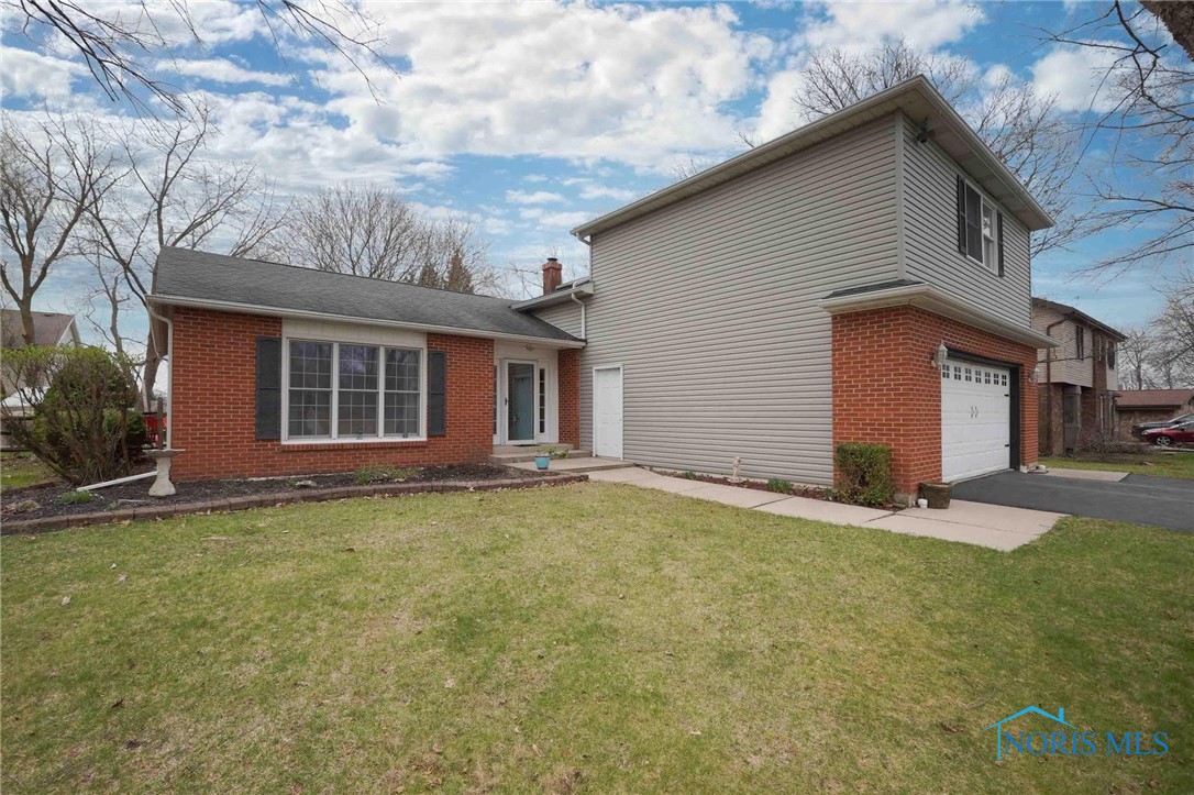 2401 Springmill Road, Findlay, Ohio image 1
