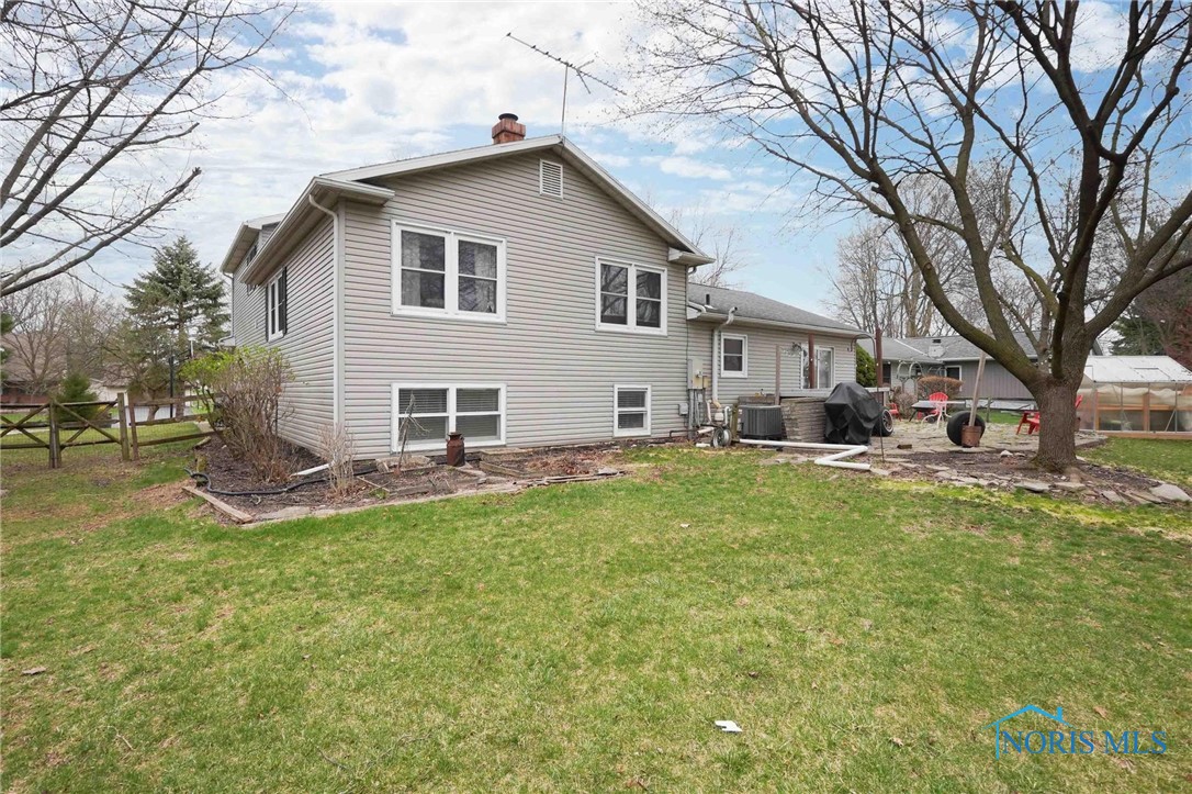2401 Springmill Road, Findlay, Ohio image 30