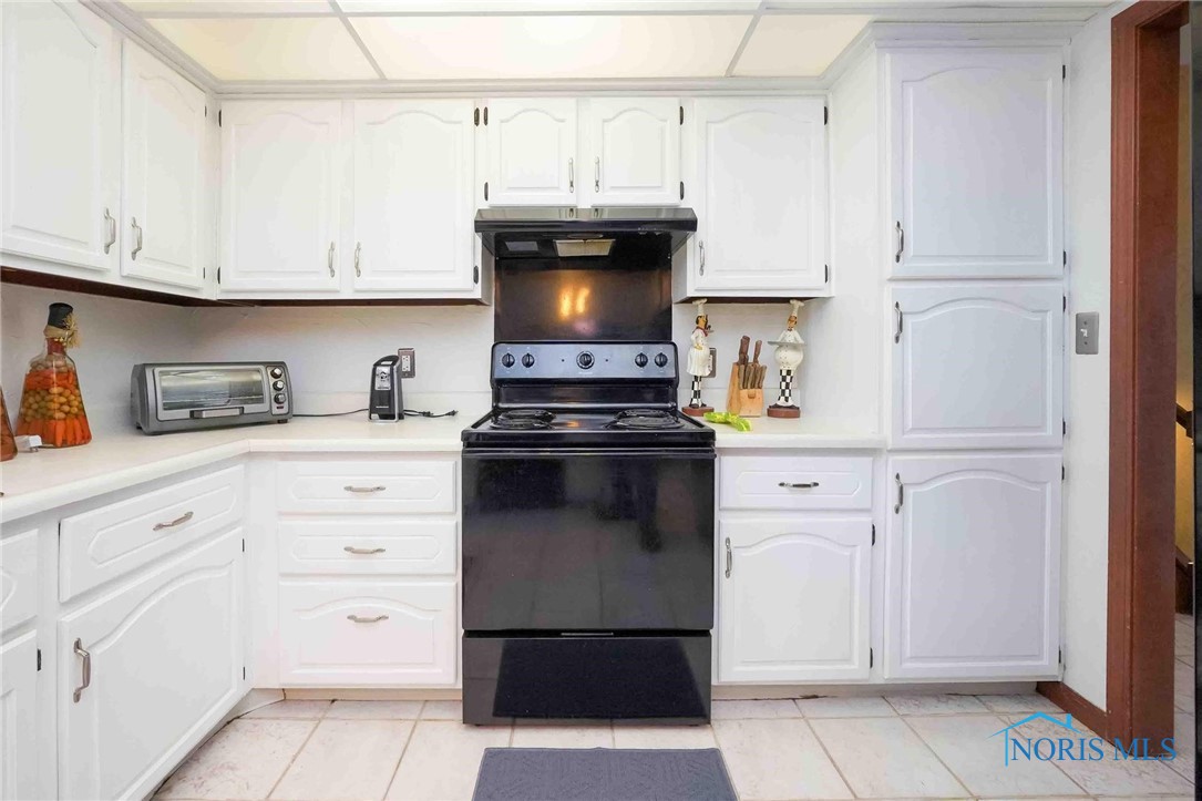 2401 Springmill Road, Findlay, Ohio image 12