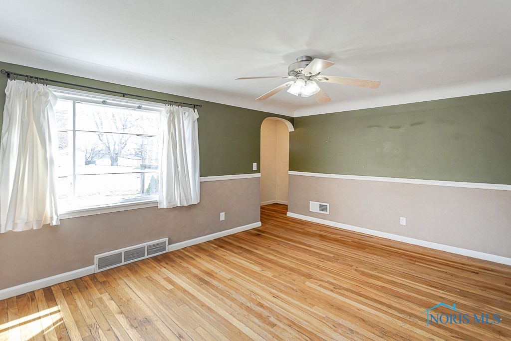 910 Whittlesey Street, Fremont, Ohio image 6