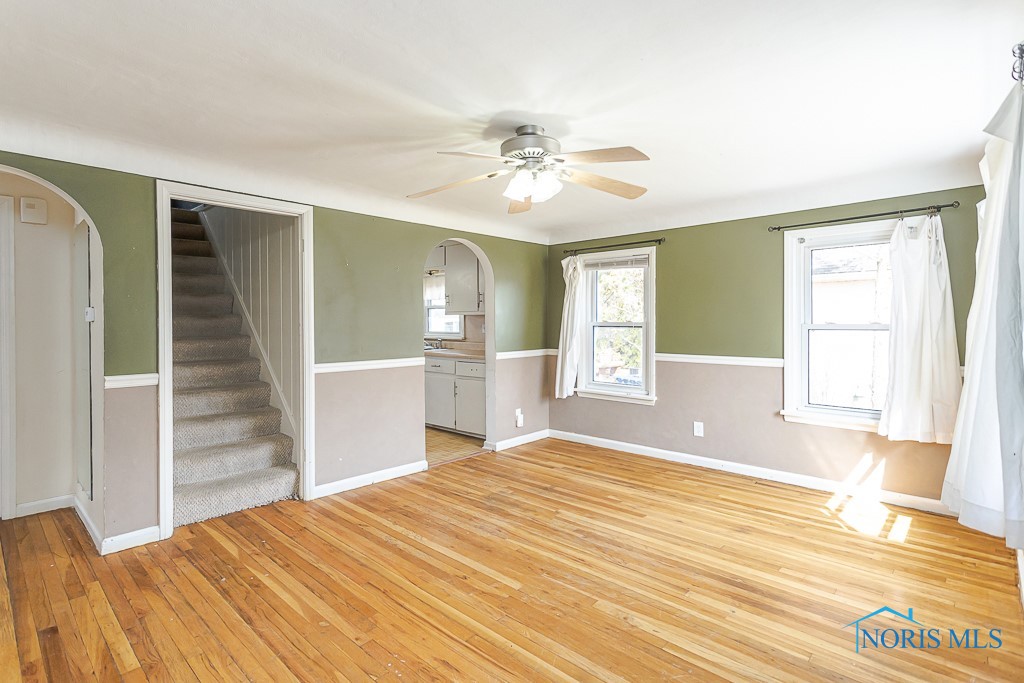 910 Whittlesey Street, Fremont, Ohio image 4