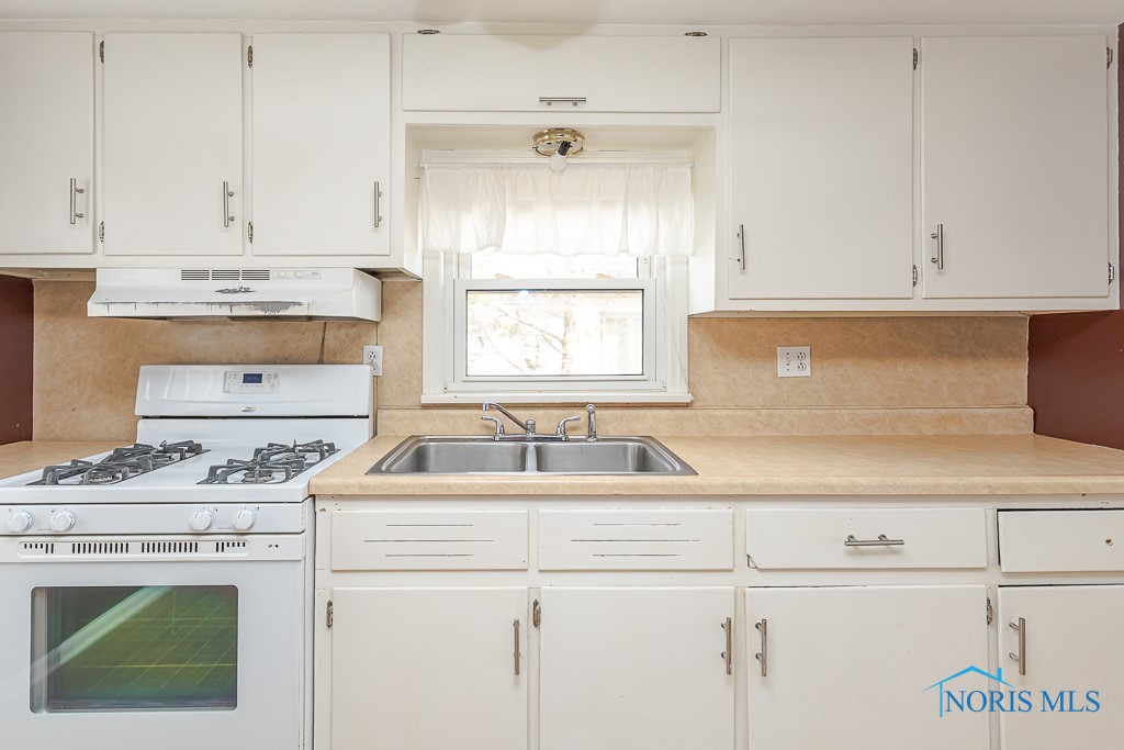 910 Whittlesey Street, Fremont, Ohio image 10