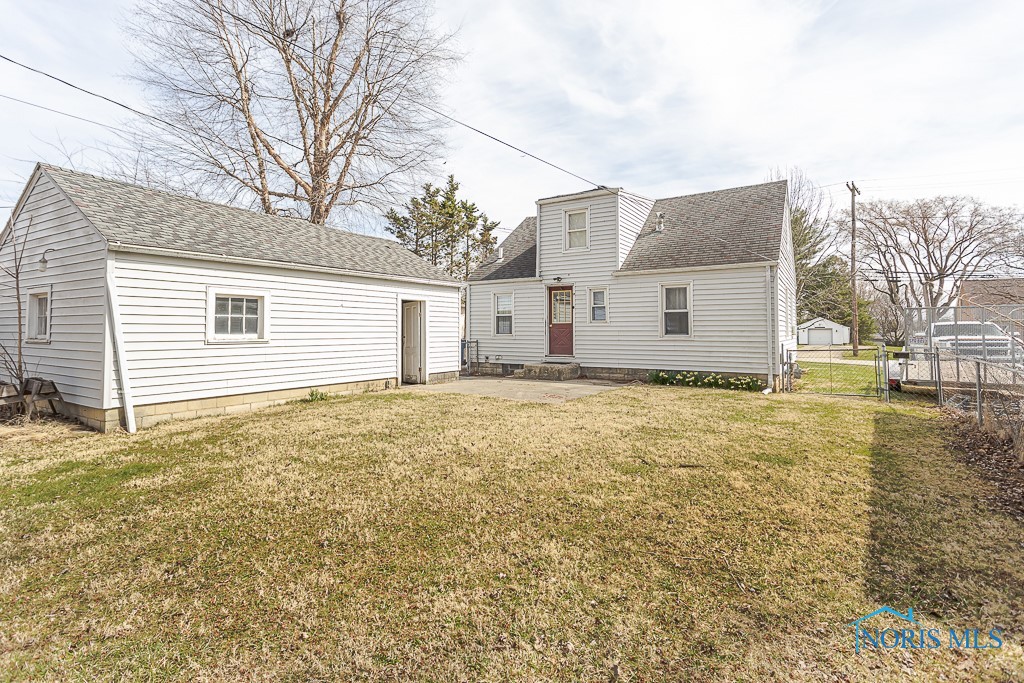 910 Whittlesey Street, Fremont, Ohio image 33