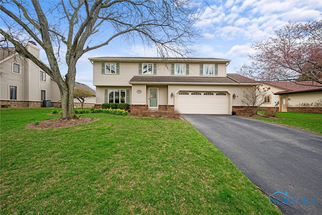 5219 Westcroft Drive, Sylvania, Ohio image 1