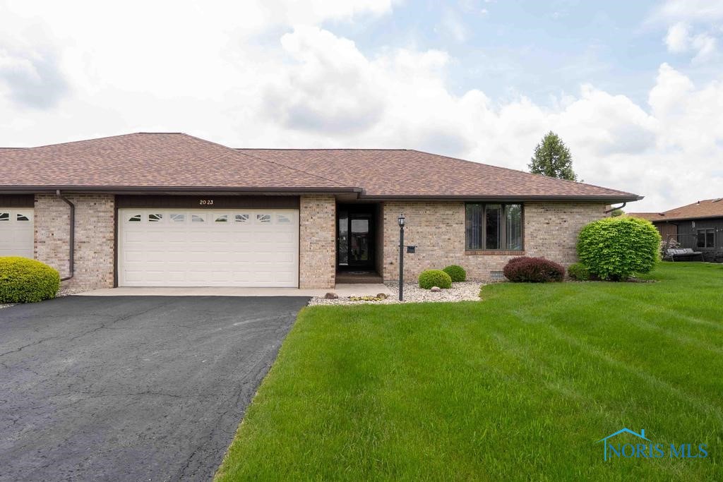 2023 Bluestone Drive, Findlay, Ohio image 1
