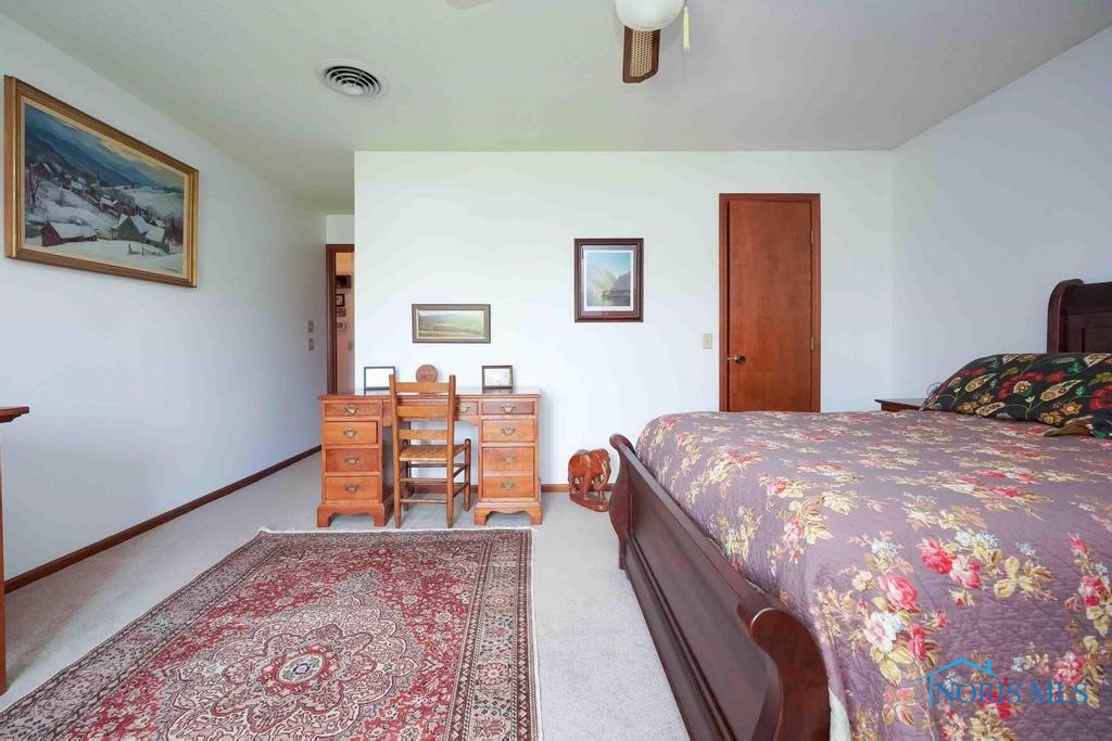 2023 Bluestone Drive, Findlay, Ohio image 24