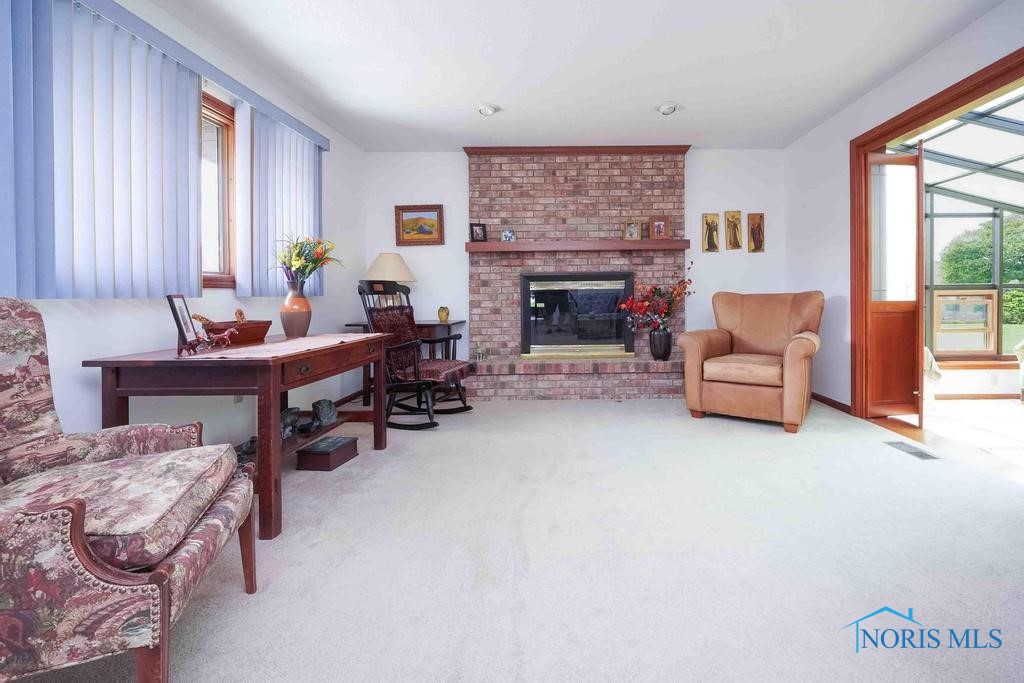 2023 Bluestone Drive, Findlay, Ohio image 13