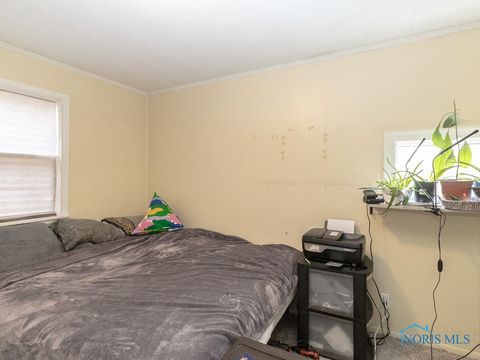 Tiny photo for 4024 Crary Drive, Toledo, OH 43613 (MLS # 6136893)