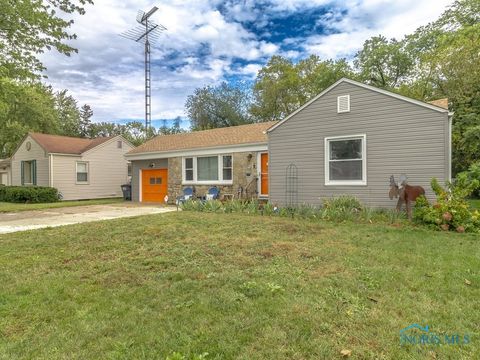 Tiny photo for 4024 Crary Drive, Toledo, OH 43613 (MLS # 6136893)