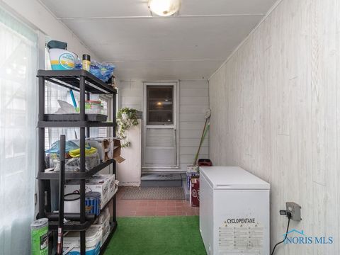 Tiny photo for 4024 Crary Drive, Toledo, OH 43613 (MLS # 6136893)
