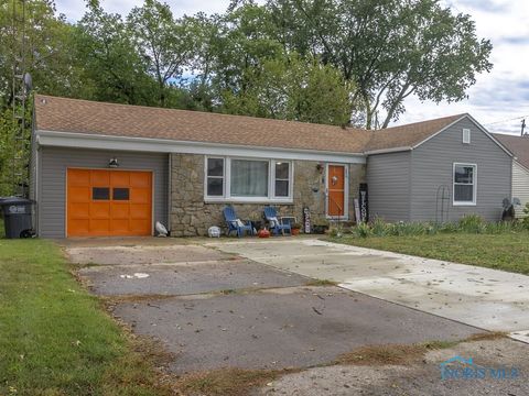 Tiny photo for 4024 Crary Drive, Toledo, OH 43613 (MLS # 6136893)