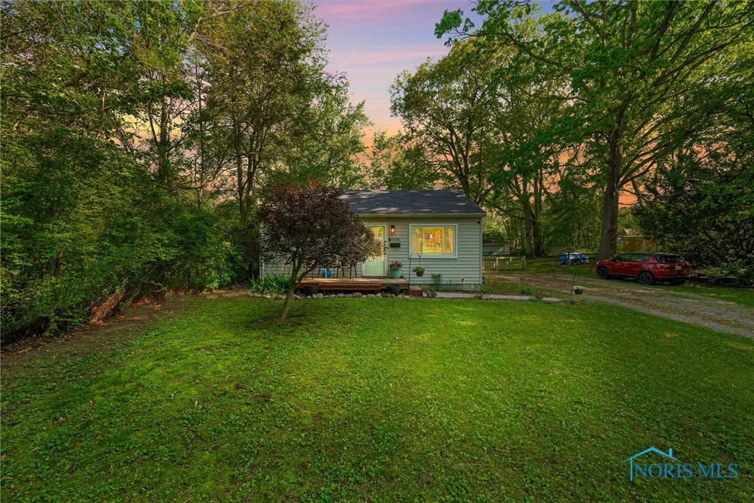 5228 Estess Avenue, Sylvania, Ohio image 2