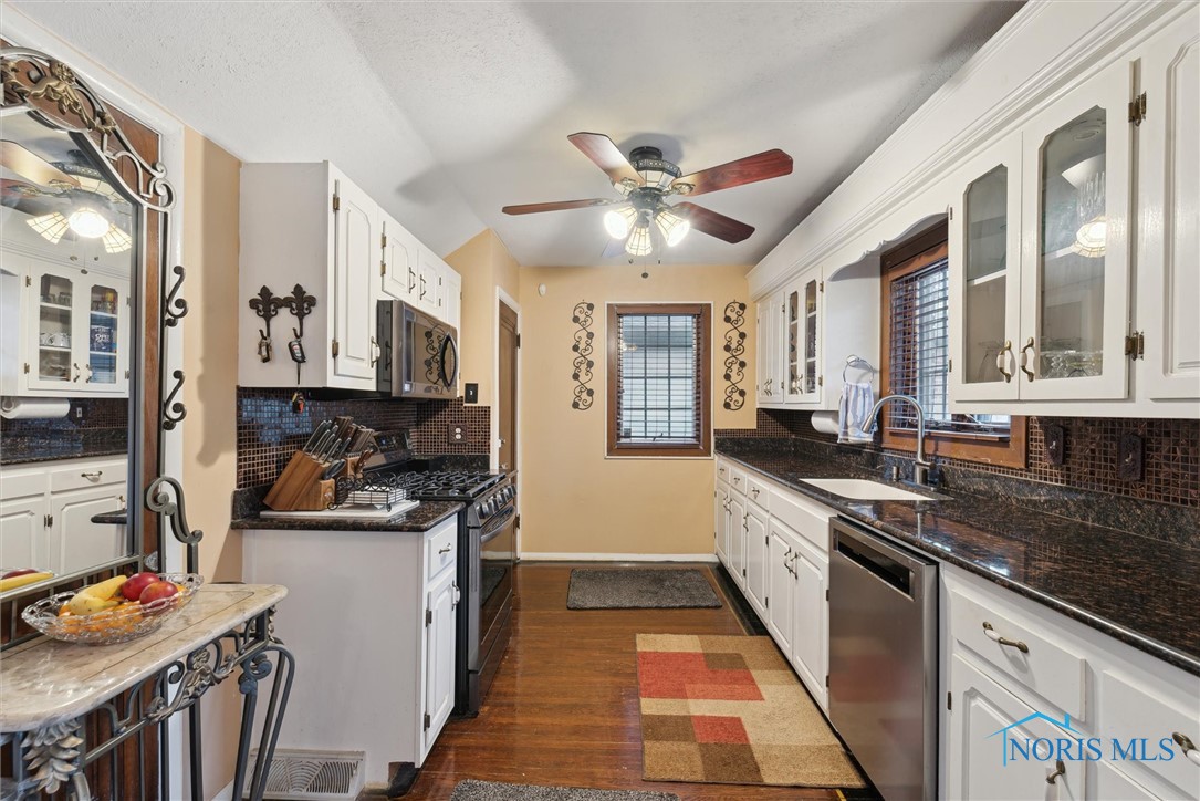 2917 Goddard Road, Toledo, Ohio image 18