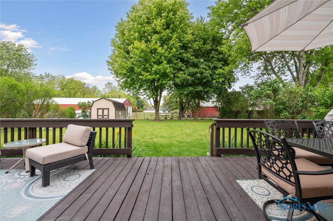 6200 Swiss Garden Road, Toledo, Ohio image 38