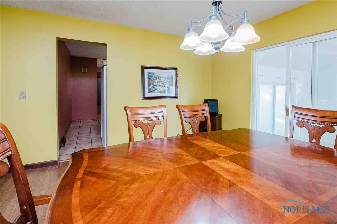 Findlay, Ohio 45840, United States, 3 Bedrooms Bedrooms, ,3 BathroomsBathrooms,Residential,Active,205763