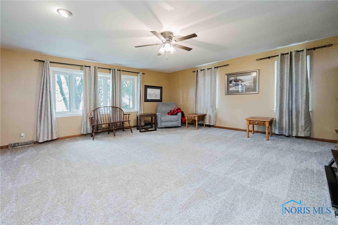 Findlay, Ohio 45840, United States, 3 Bedrooms Bedrooms, ,3 BathroomsBathrooms,Residential,Active,205763