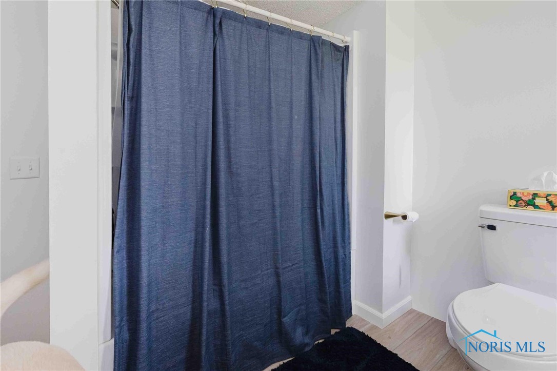 Findlay, Ohio 45840, United States, 3 Bedrooms Bedrooms, ,3 BathroomsBathrooms,Residential,Active,205763