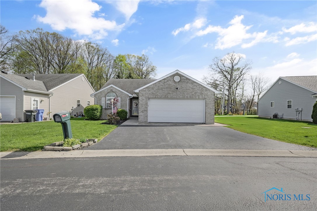 1149 Countryside Drive, Findlay, Ohio image 1