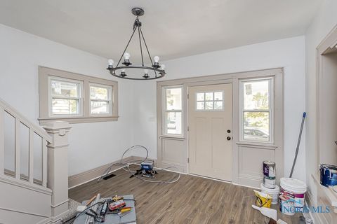 Tiny photo for 620 South Avenue, Toledo, OH 43609 (MLS # 6136673)
