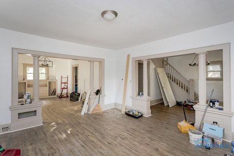 Tiny photo for 620 South Avenue, Toledo, OH 43609 (MLS # 6136673)