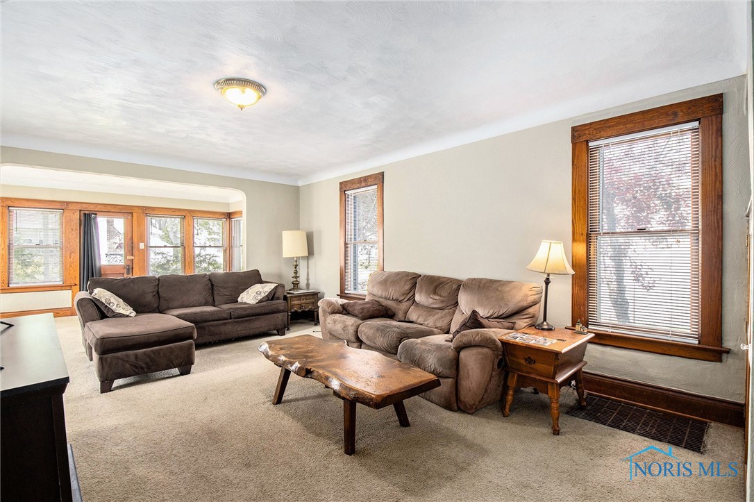 2932 113th Street, Toledo, Ohio image 4
