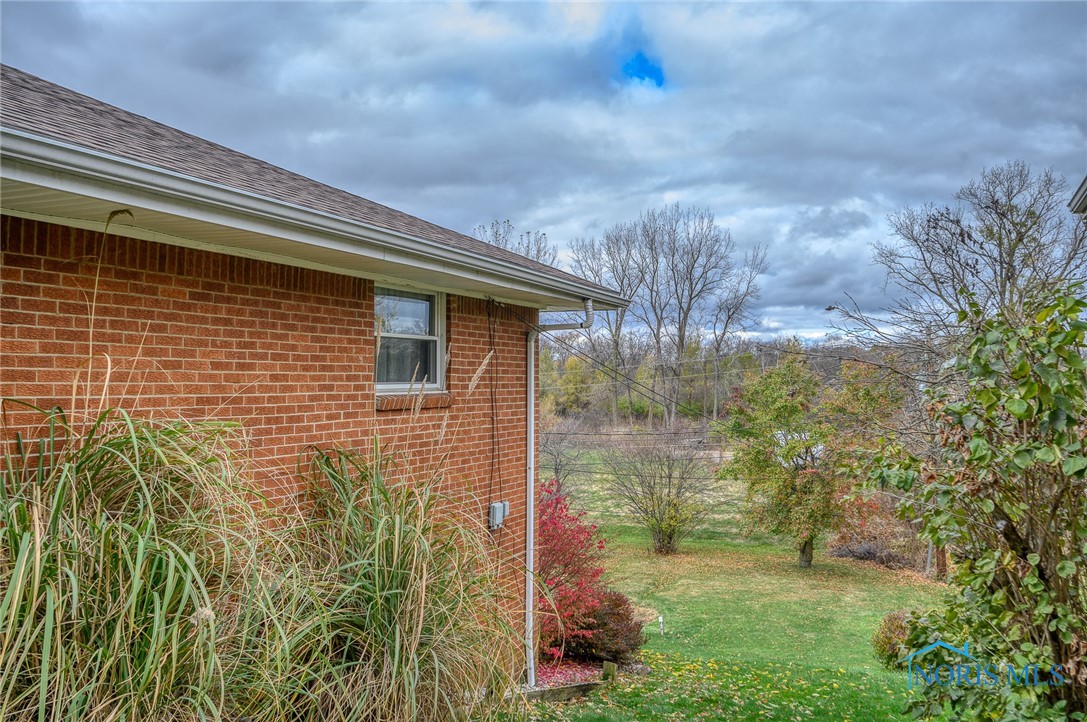 5922 Little Turtle Trail, Waterville, Ohio image 9