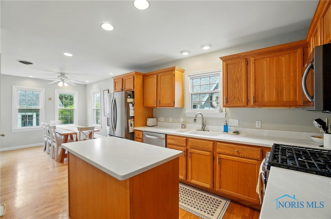 540 E Indiana Avenue, Perrysburg, Texas image 14