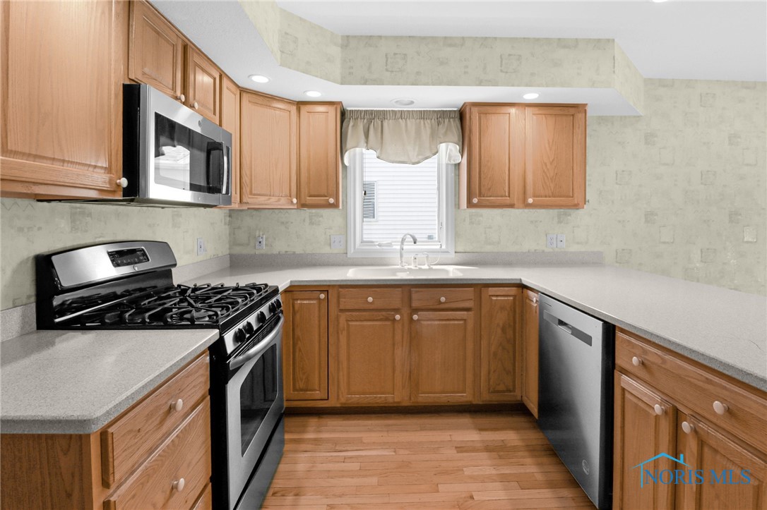 26347 W Wexford Drive, Perrysburg, Ohio image 12
