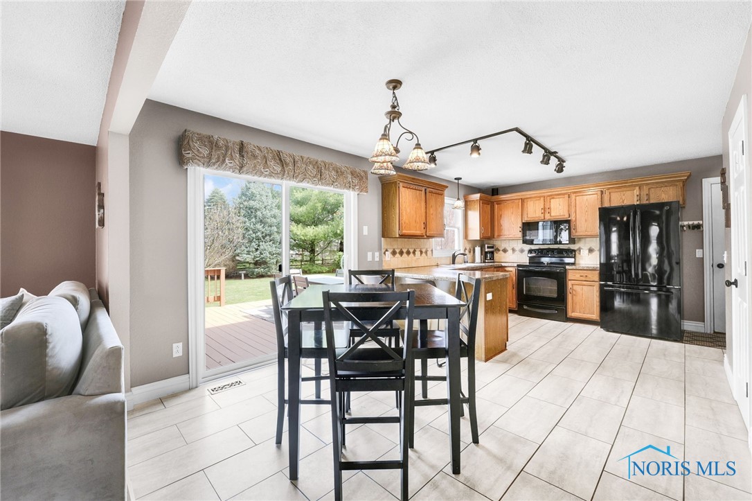 1605 Eaglecrest Road, Perrysburg, Ohio image 19