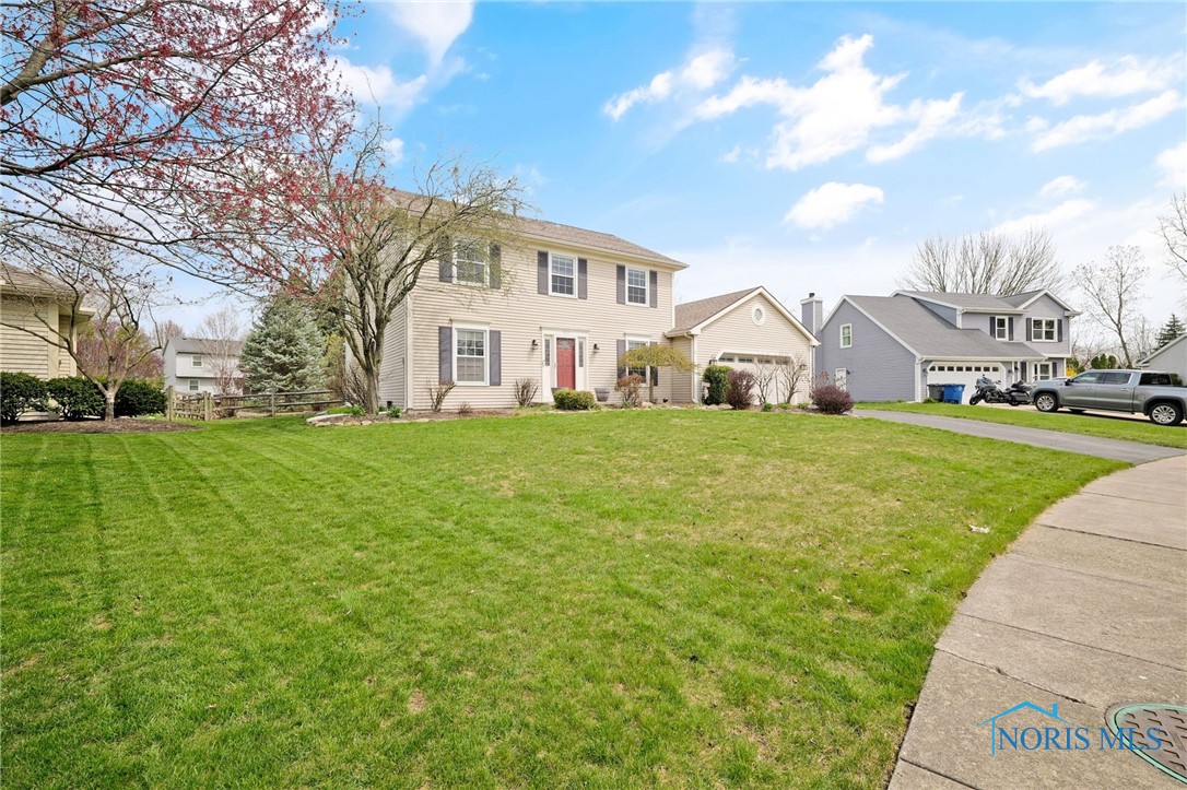 1605 Eaglecrest Road, Perrysburg, Ohio image 2
