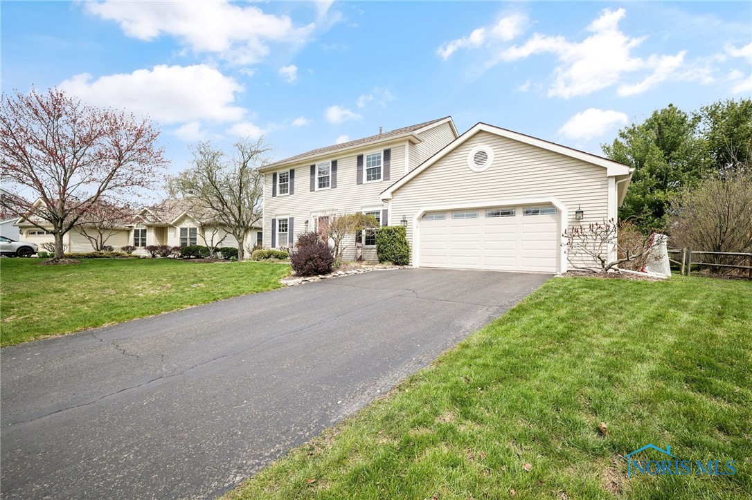 1605 Eaglecrest Road, Perrysburg, Ohio image 3