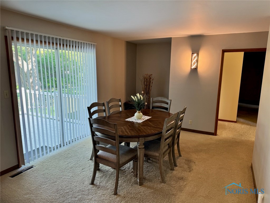 411 Oxford Drive, Bryan, Ohio image 6