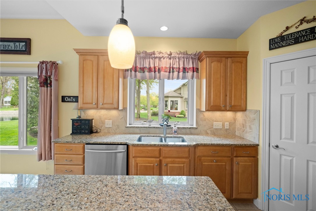 2284 Big Hickory Run, Sylvania, Ohio image 20