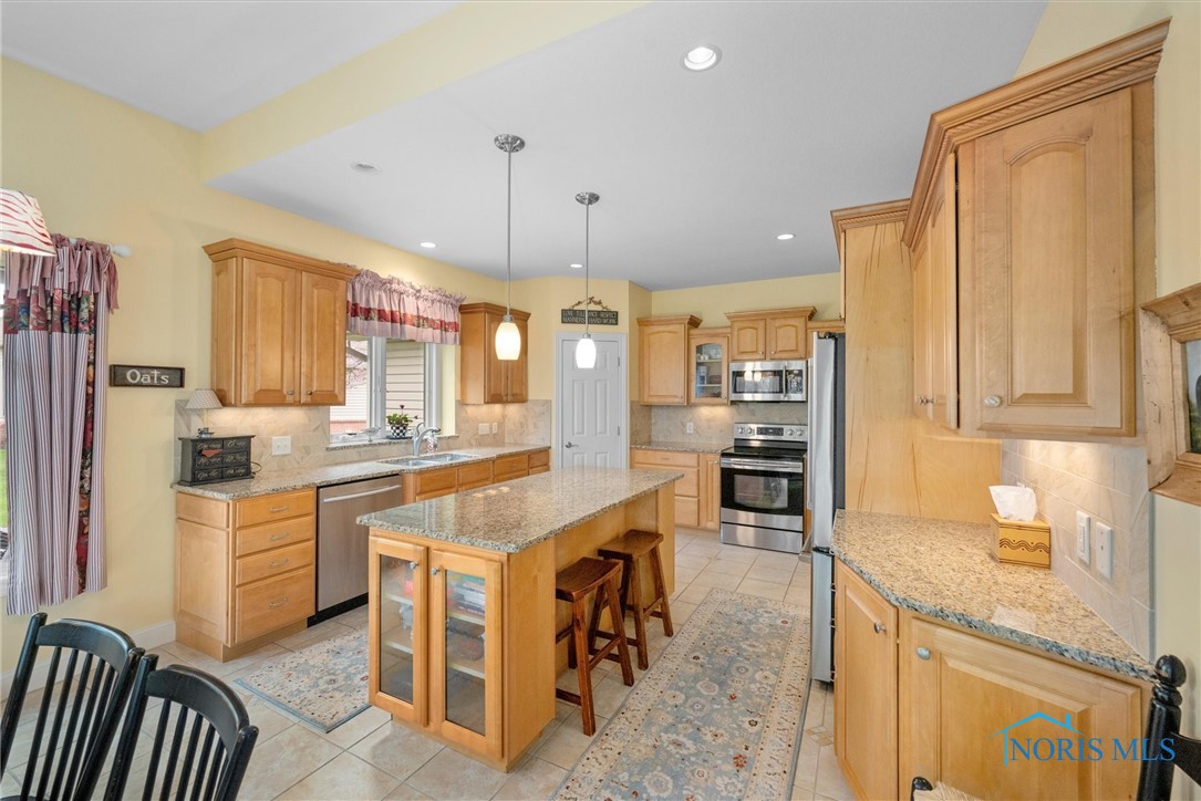 2284 Big Hickory Run, Sylvania, Ohio image 18