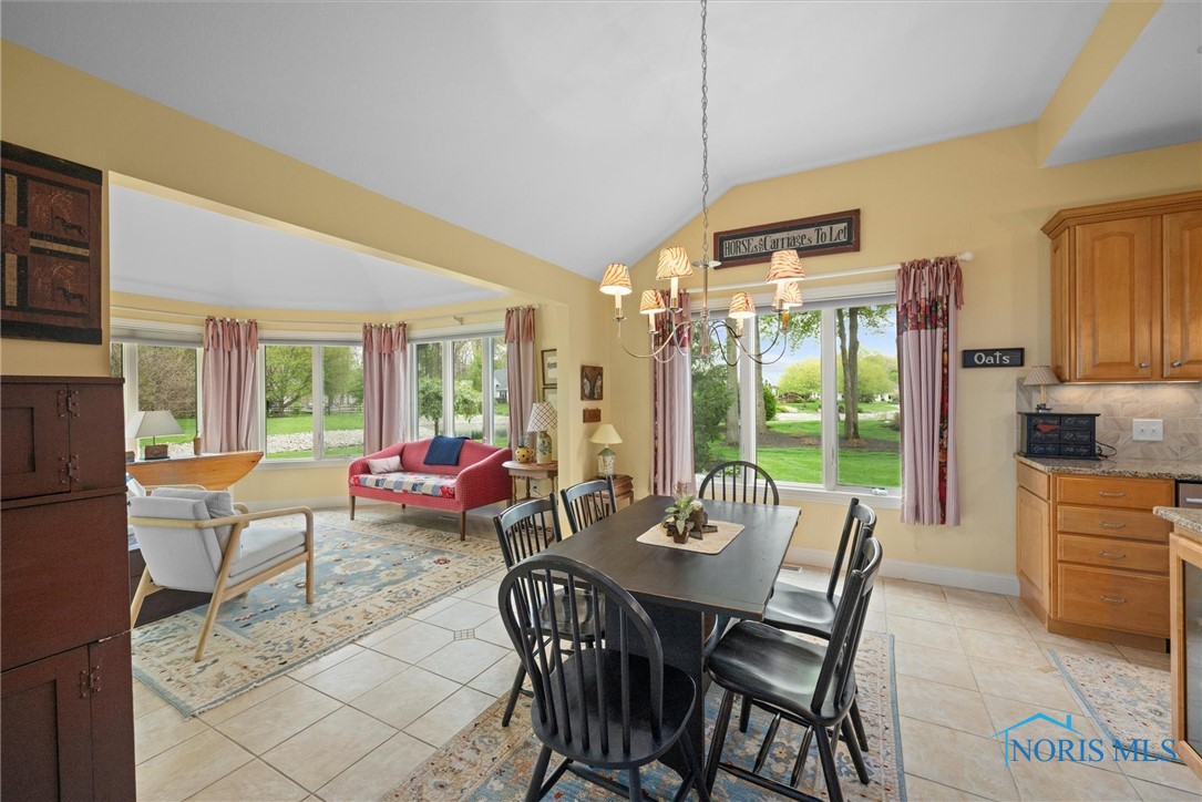 2284 Big Hickory Run, Sylvania, Ohio image 22