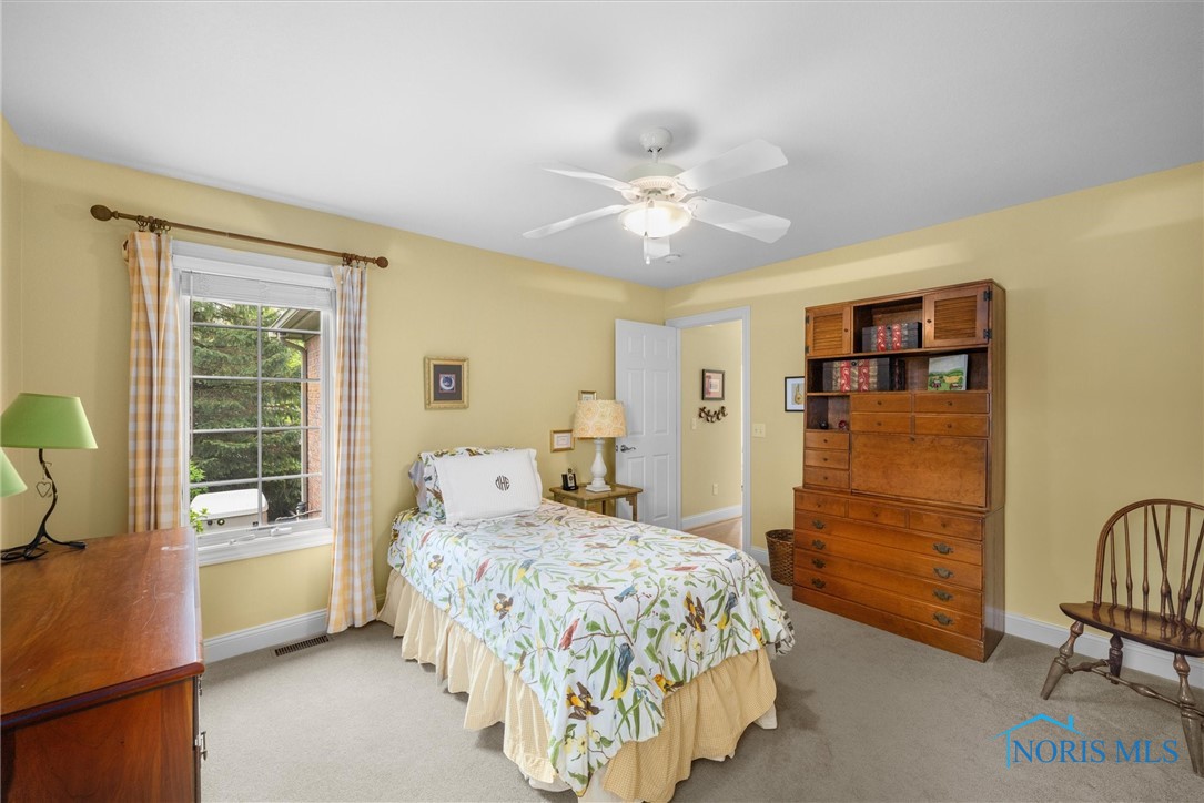 2284 Big Hickory Run, Sylvania, Ohio image 11