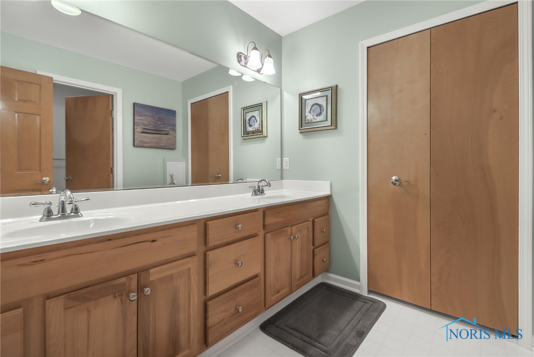4729 Talon Trail, Maumee, Ohio image 33